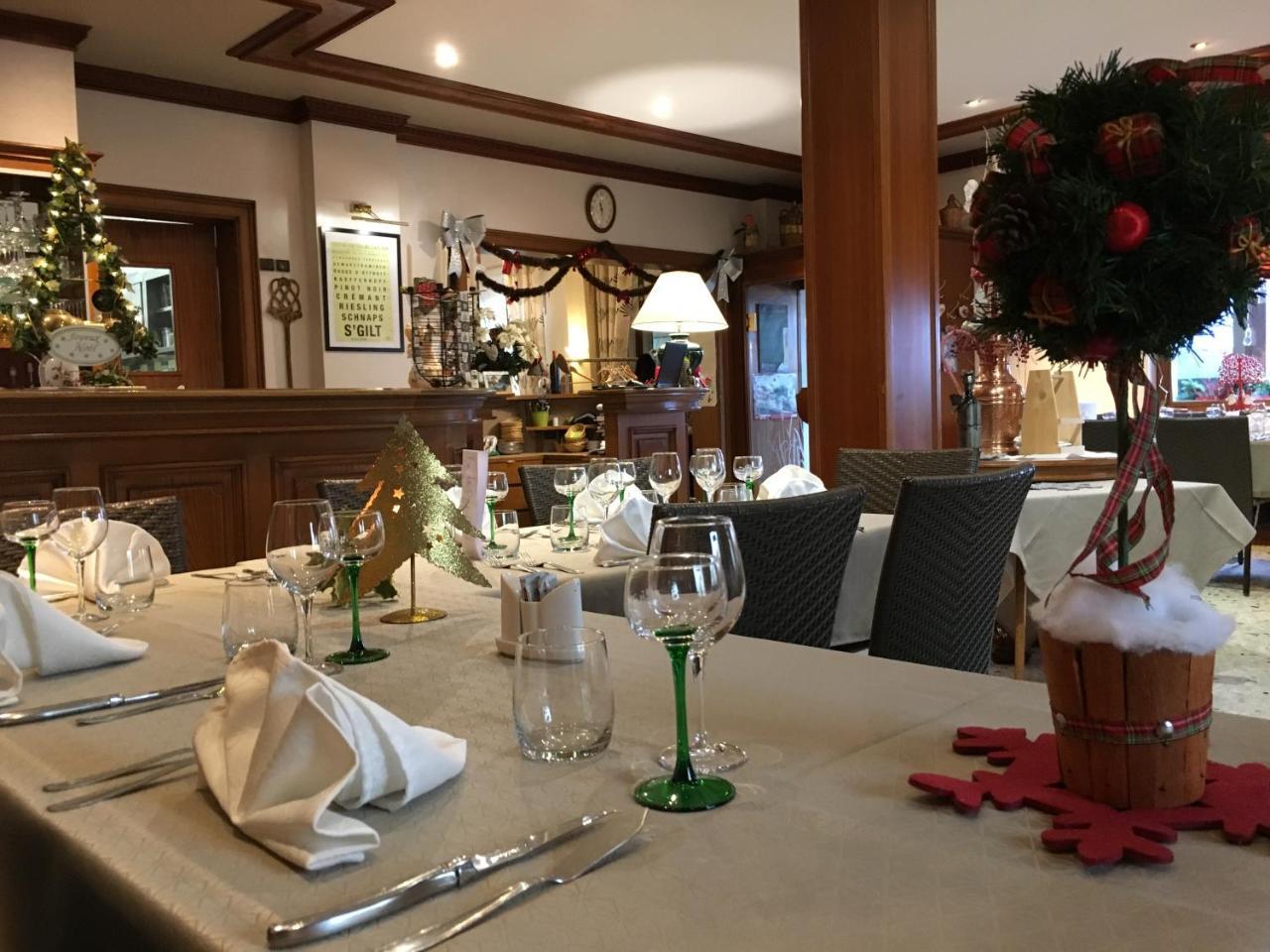 Hotel-Restaurant A La Couronne Kilstett Buitenkant foto